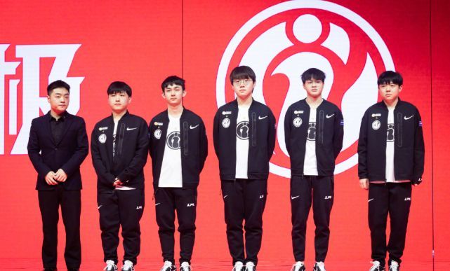 暂的助跑过 暂的助跑过